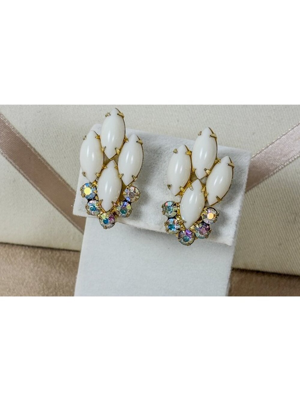 Vintage Juliana D&E White Milk Glass Navette AB Rhinestone Clip-On Earrings B113